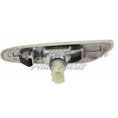 REPEATER LAMP LH (FENDER MOUNTED) HQ