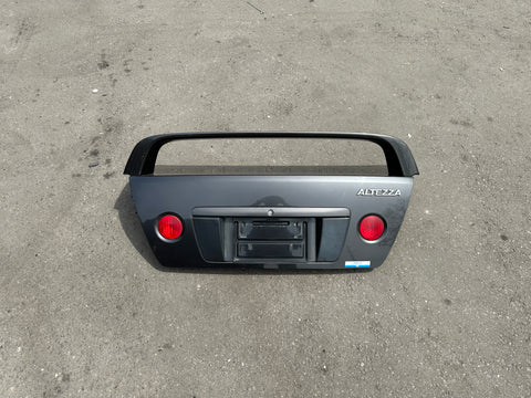 JDM 2001-2005 Toyota Altezza Lexus IS300 Trunk with Spoiler with Carbon Fiber Insert