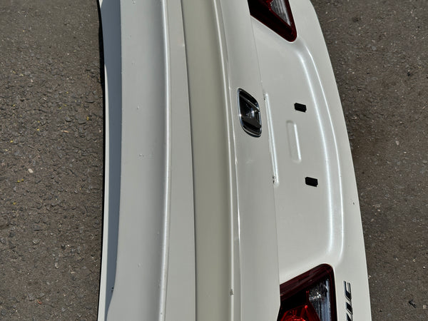 JDM 2009-2011 Honda Civic/Acura CSX Rear End Conversion Trunk Spoiler Trunk Light