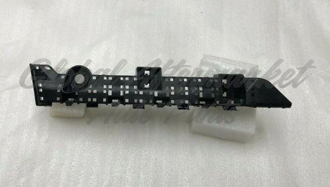 BUMPER RETAINER FR RH PLASTIC
