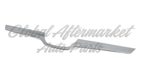 GRILLE MOULDING CENTER CHROME