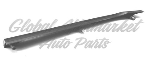 GRILLE MOULDING RH PAINTED SILVER GRAY