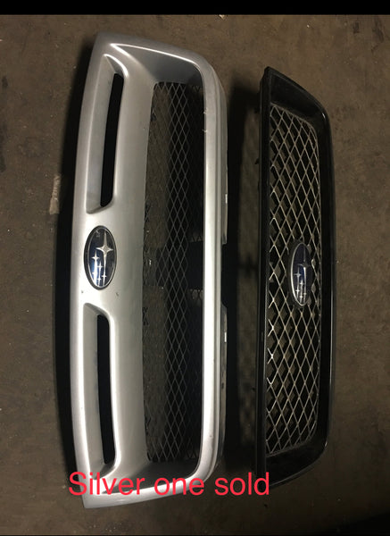 Subaru Forester XT Front grille. SILVER ONE SOLD | GRILLE | Jdm grille, Subaru Forester SG5 grille, Subaru grille | 1413
