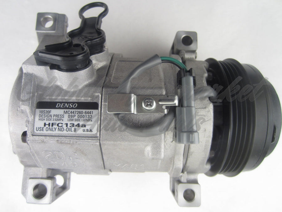 AC COMPRESSOR