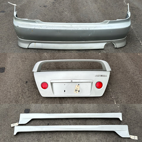 JDM 2001-2005 Toyota Altezza Lexus IS300 Side Skirts + Rear Bumper & Lip + Trunk with Spoiler