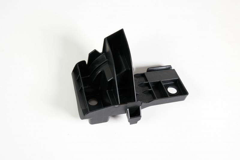 BUMPER BRACKET RR LH UPPER CORNER