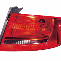 TAIL LAMP RH BULB TYPE SDN HQ