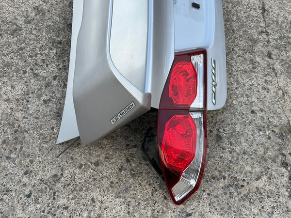 JDM 2009-2011 Honda Civic/Acura CSX Rear End Conversion Trunk Spoiler Trunk Light