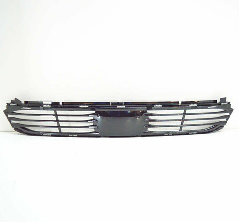 GRILLE LOWER CENTER BRIGHT BLACK W/ACTIVE CRUISE/EXECUTIVE PKG W/O M-PKG