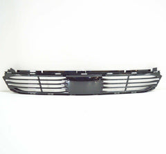 GRILLE LOWER CENTER BRIGHT BLACK W/ACTIVE CRUISE/EXECUTIVE PKG W/O M-PKG