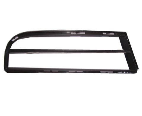 GRILLE LOWER RH W/M PKG 135I