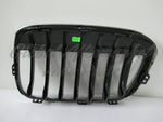 GRILLE RH MATTE BLACK W/CHROME FRAME W/O M-PKG — photo 4
