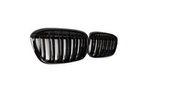 GRILLE GLOSS BLACK FRAME W/BLACK SLATS USE W/CAMERA/SPORT LINE W/O M-PKG