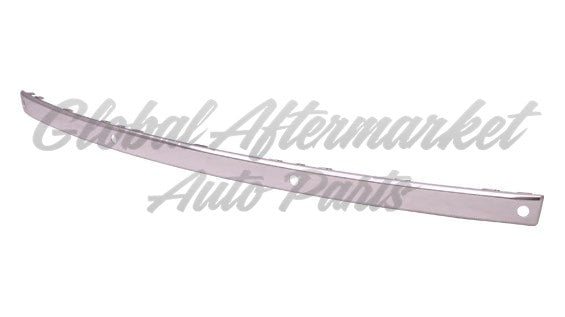 BUMPER MOULDING RR CENTER CHROME W/SENSOR