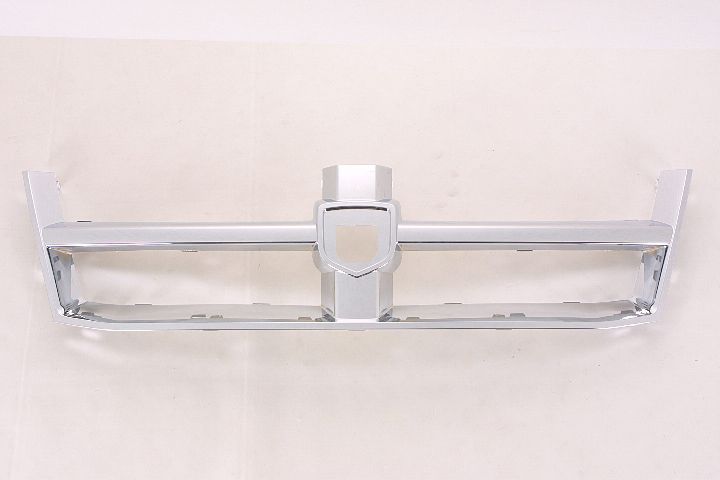GRILLE MOULDING CHROME