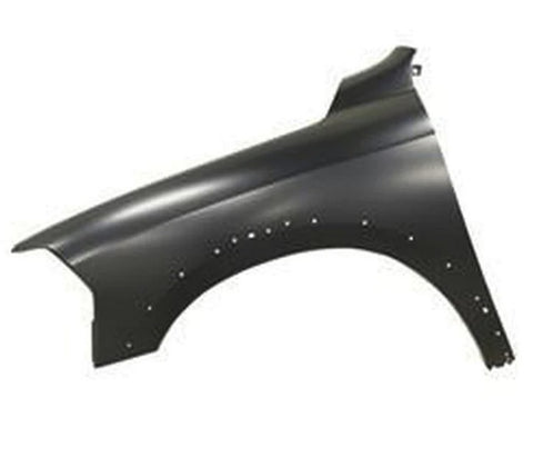 FENDER FR LH STEEL W/FLARES CAPA