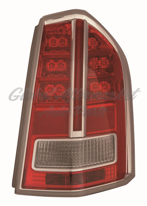 TAIL LAMP RH W/CENTER CHROME TRIM TO 03/19/2012 HQ