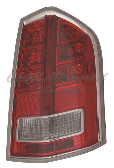 TAIL LAMP RH W/RED CENTER TRIM EXCLUDE JOHN VARVATOS FROM 03/19/2012 CAPA