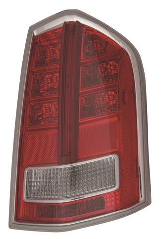 TAIL LAMP RH W/RED CENTER TRIM EXCLUDE JOHN VARVATOS FROM 03/19/2012 CAPA