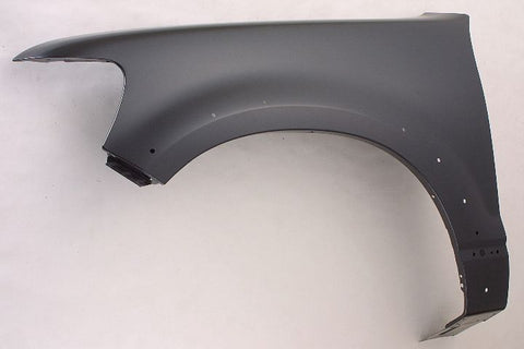 FENDER FR LH XLT W/FLARE HOLE CAPA