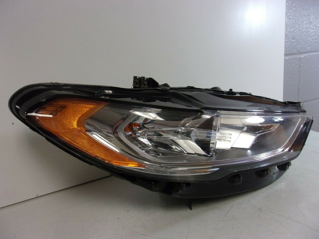 HEAD LAMP RH HALOGEN W/LED SIGNATURE LIGHTING STRIP HQ
