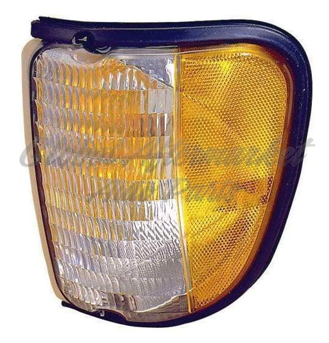 SIDE MARKER LAMP LH AMBER/WHITE LENS TO 12/02/2002