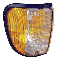 SIDE MARKER LAMP RH AMBER/WHITE LENS TO 12/02/2002