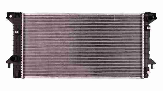RADIATOR (13226) 3.7/5.0L