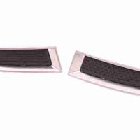 GRILLE LOWER RH OUTER UPPER MATTE-BLACK W/CHROME MLDG