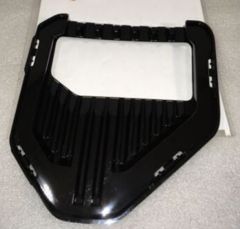FOG LAMP BEZEL FR RH BRIGHT BLACK FOR AT4/SLT/DENALI MODELS