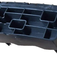 BUMPER GUIDE FR RH PLASTIC