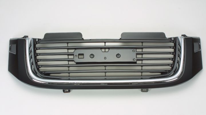 GRILLE CHROME/BLACK W/WASHER HOLE
