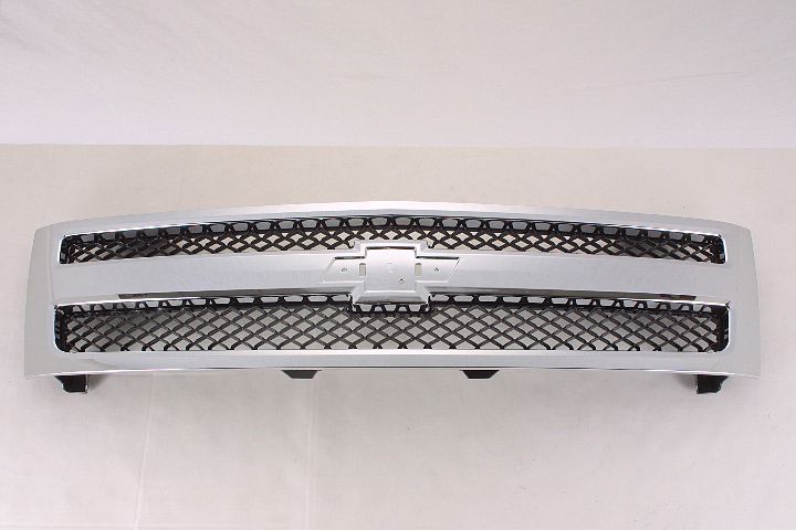 GRILLE CHROME/BLACK 1500