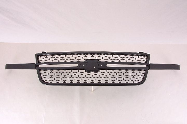 GRILLE BLACK FRAME W/BLACK HONEYCOMB SS MODEL