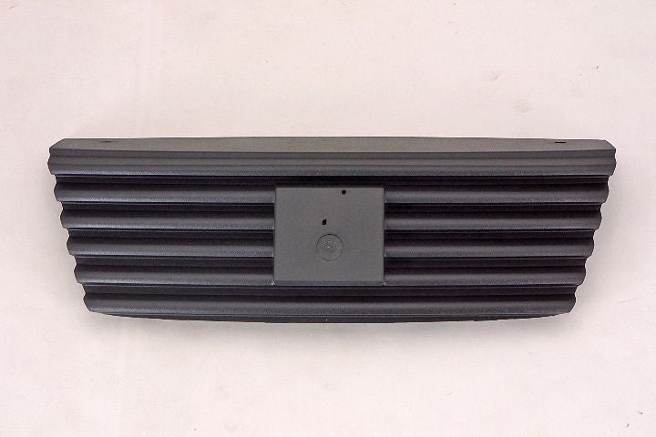 GRILLE PAINTED BLACK