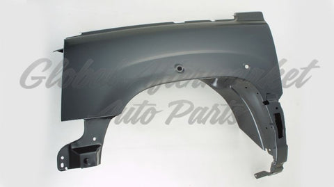 FENDER FR LH W/CLAD HOLE