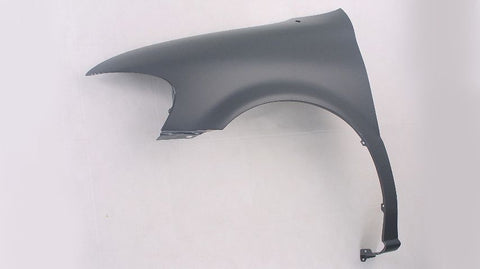 FENDER FR RH W/ANTENNA HOLE