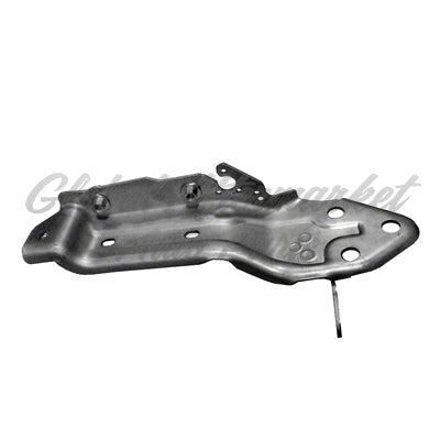 FENDER BRACKET RH RR UPPER