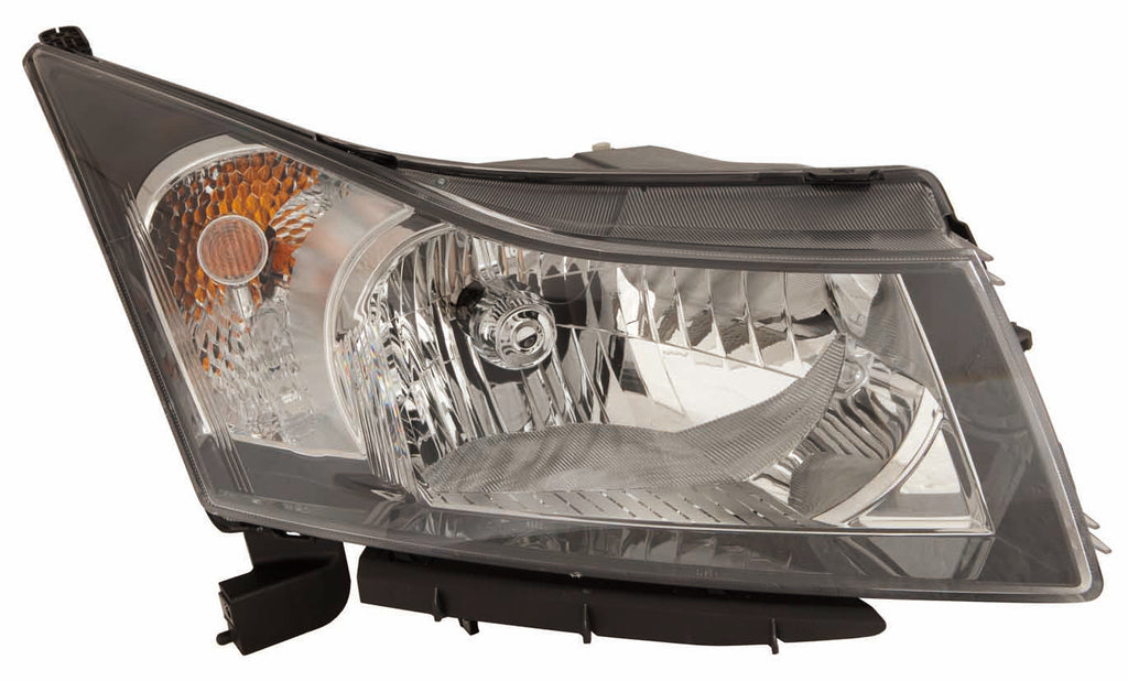 HEAD LAMP RH 1ST DESIGN CHROME RING CAPA