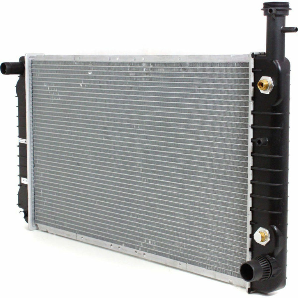 RADIATOR (2792) 5.3L V8 W/QUICK CONNECTION HOSE