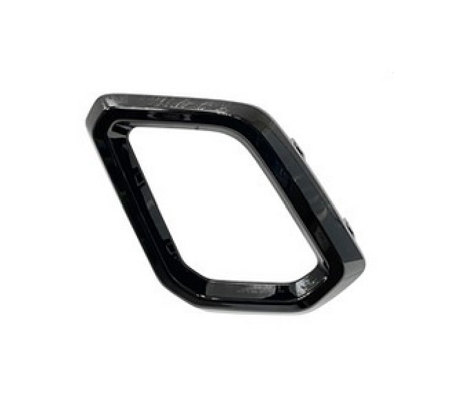 GRILLE INSERT LH OUTER GLOSS BLACK