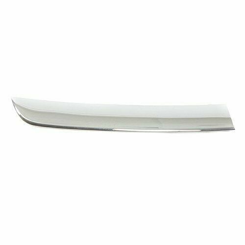 GRILLE MOULDING CENTER UPPER RH CHROME