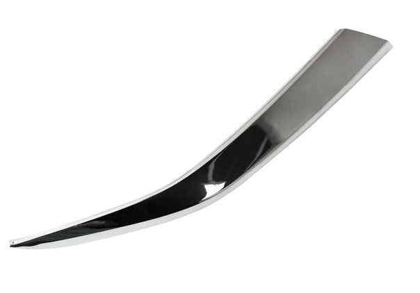 BUMPER MOULDING FR RH SMOKED CHROME FINISH(EXTENSION TO MOULDING ABOVE GRILLE)
