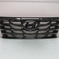 GRILLE FR SMOKED CHROME W/CAMERA W/O EMBLEM EXCLUDE N-LINE