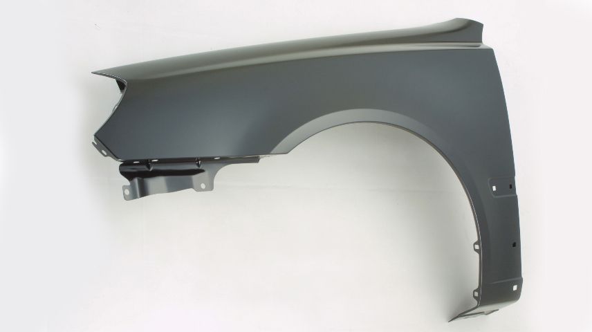 FENDER FR LH W/ROCKER MOULDING HOLE