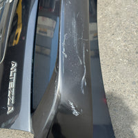 JDM 2001-2005 Toyota Altezza Lexus IS300 Trunk with Spoiler with Carbon Fiber Insert