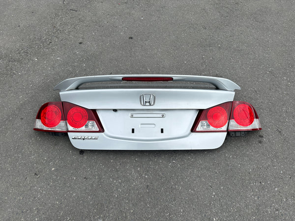 JDM 2006-2008 Honda Civic/Acura CSX Rear End Conversion Rear Trunk + Bumper + TailLights + Sideskirts