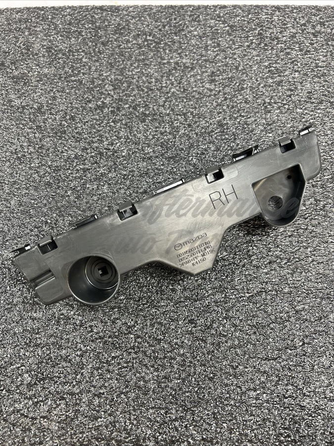 BUMPER BRACKET FR RH PLASTIC