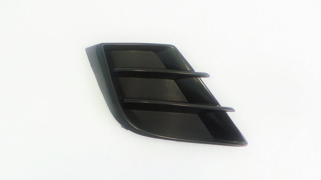 FOG LAMP COVER FR RH 2.0L BLACK