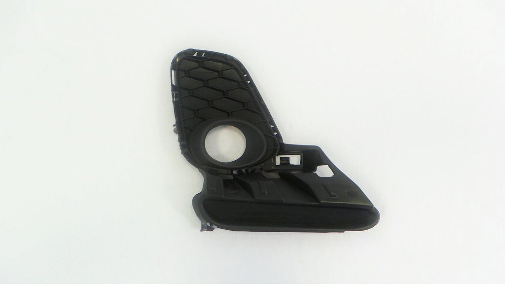 FOG LAMP BEZEL FR RH 2.0L/2.5L HB EXCLUDE SPEED MODEL MATTE-BLACK
